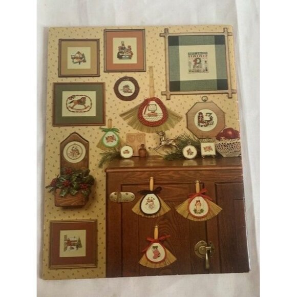 Canterbury Designs Christmas Remembered cross stitch book No 27 - Picture 4 of 4
